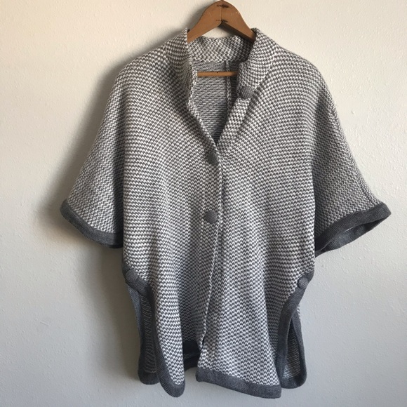 Vintage Sweaters - Vintage soft gray knit overcoat sweater